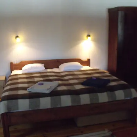 Nadfedeles Vendeghazak Holiday home *