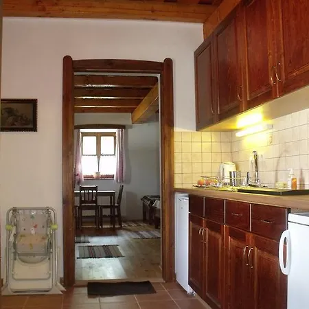 Nadfedeles Vendeghazak Holiday home Tiszadorogma